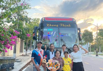 XE 47 CHỖ 