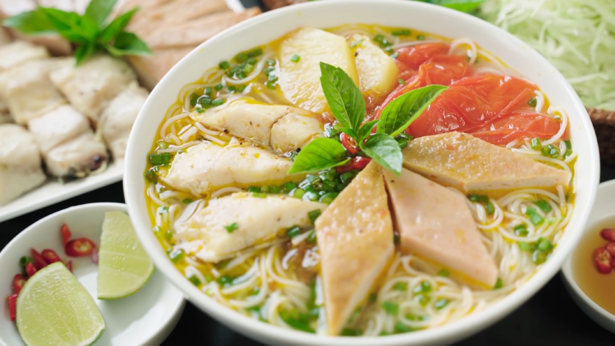 thuê xe tự lái và có tài ở Nha Trang